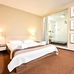 Lesny Dwor Hotel 3*
