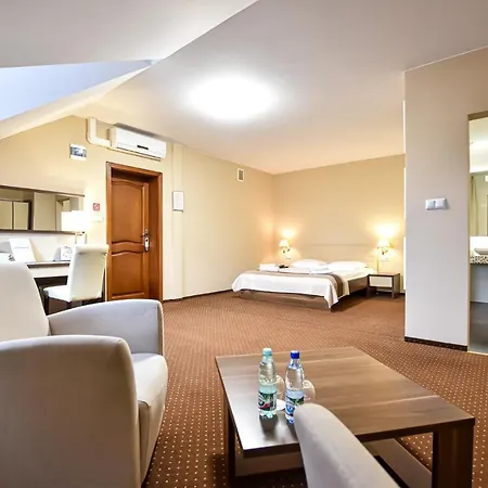 Отель Lesny Dwor 3*