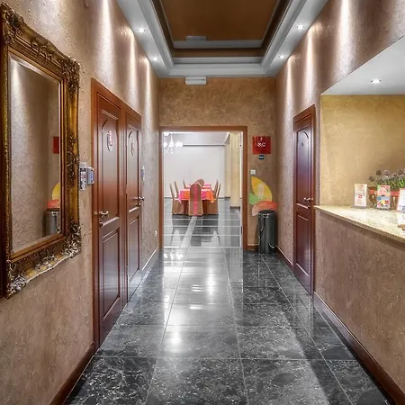 Lesny Dwor 3* Радом