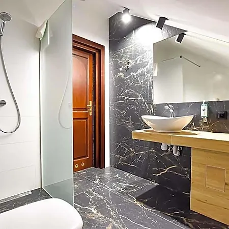 Leśny Dwór Hotel 3*