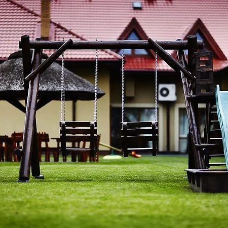 Lesny Dwor Радом