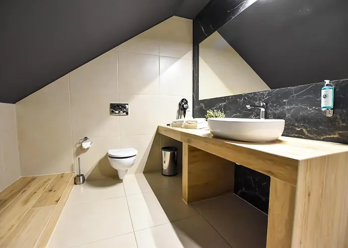 Leśny Dwór Hotel 3*