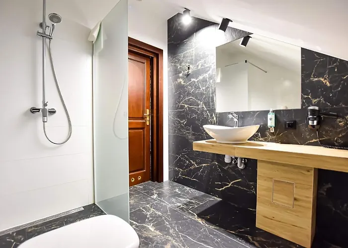 Leśny Dwór Hotel 3*